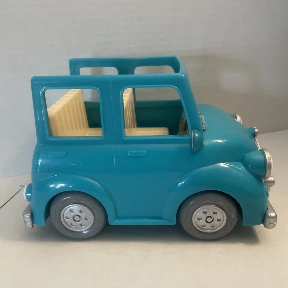 Li'l Woodzeez Calico Critters‎ Blue Teal Breezy Car Toy